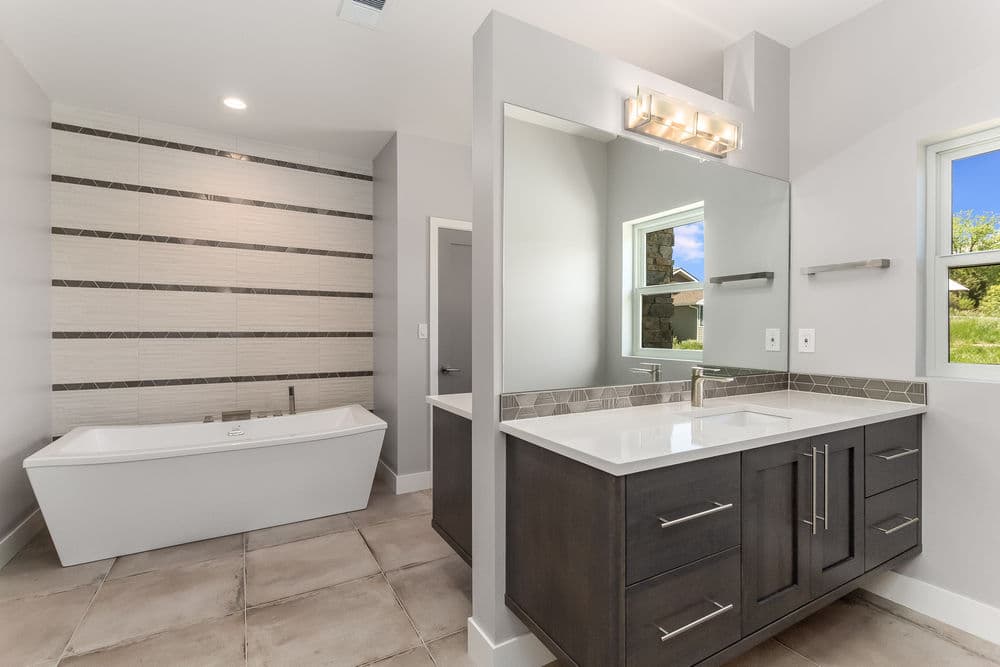 Sleek Bathroom Renovations with Modern Touches in California
